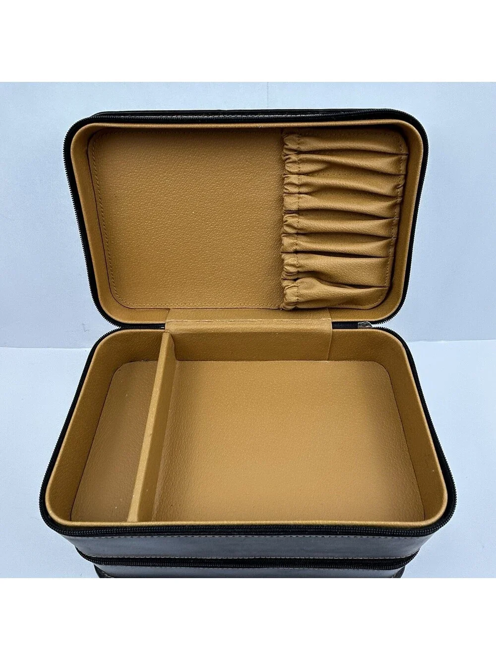 Bobbi Brown Black Leather Makeup Train Case Tan Tiered 2 Zip Cosmetic Bag  LS#12