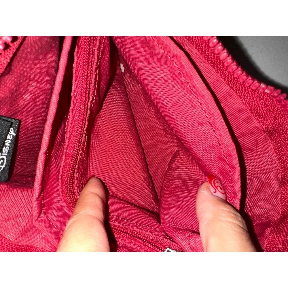 Kipling approximate keychain seven