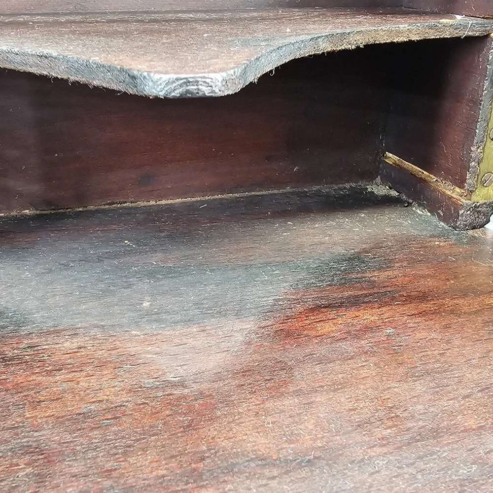 N/A this antique
