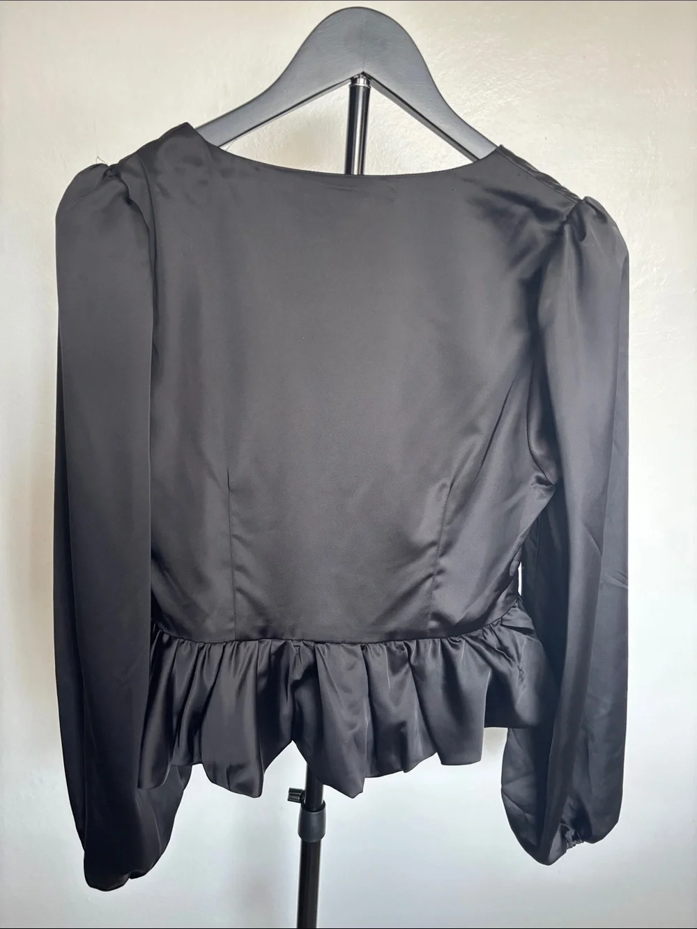 Astr Black Satin V-Neck Peplum Blouse with Puff Sleeves