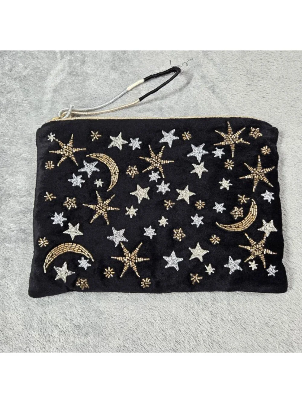 Printfresh pouch clutch