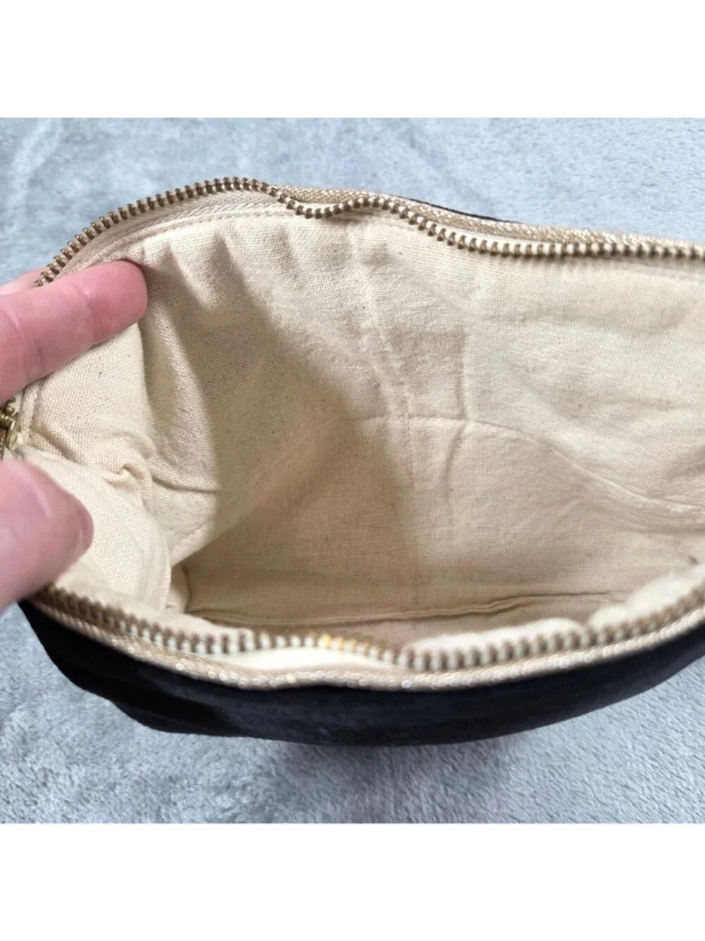 Printfresh pouch clutch