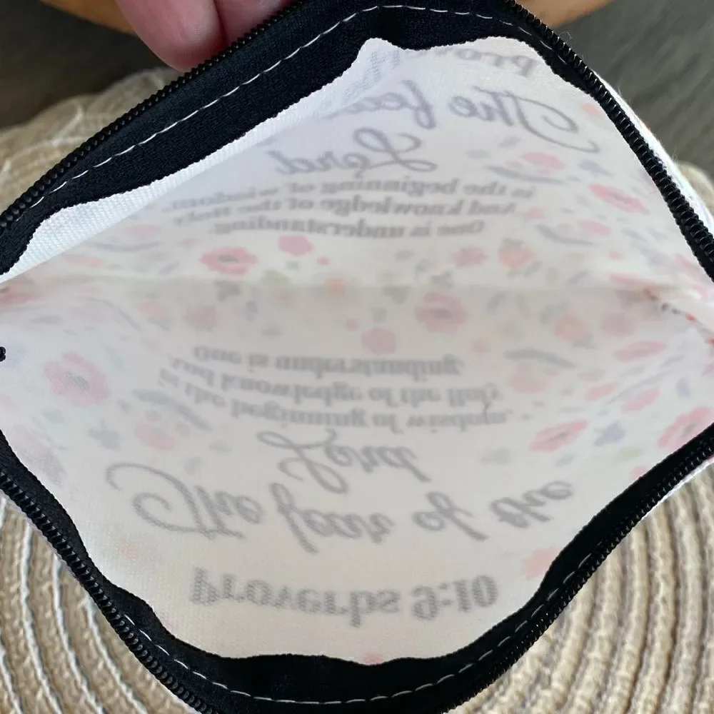 Unbranded Floral Bible Verse Cosmetic Pouch.  Proverbs 9:10. NWOT.