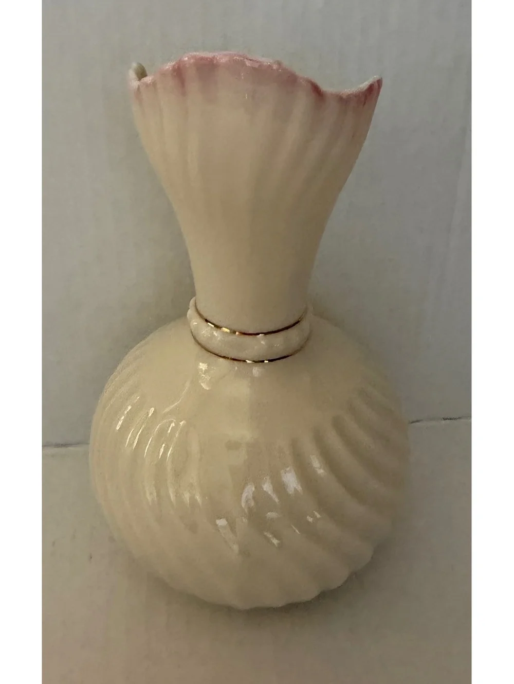 Belleek ireland swirl