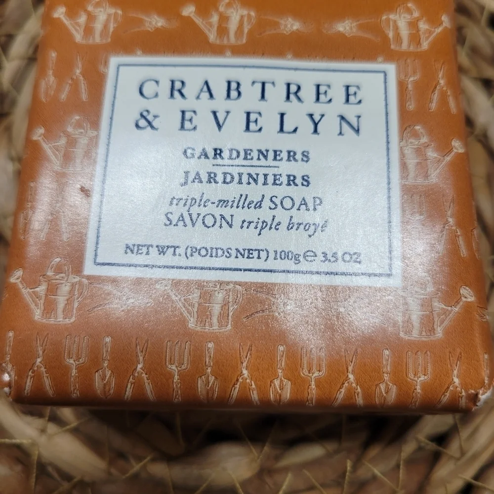 Crabtree & Evelyn questions leave