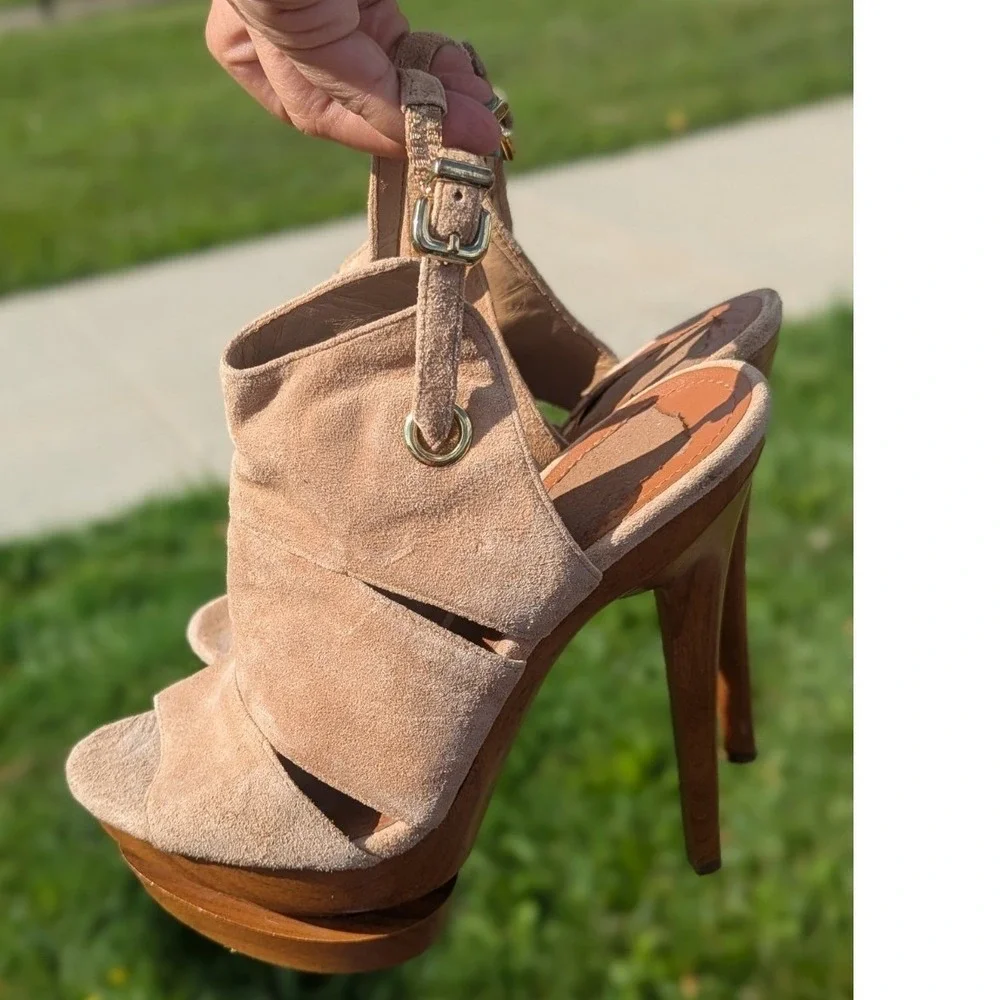 Y2K Jessica Simpson Suede Platform Heels 7B Sculptural Stiletto Tan