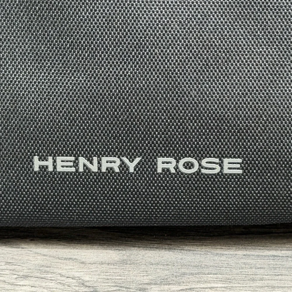 Henry Rose Limited Ed Large Black Stand-Up Zippered Makeup Cosmetic Toiletry Bag