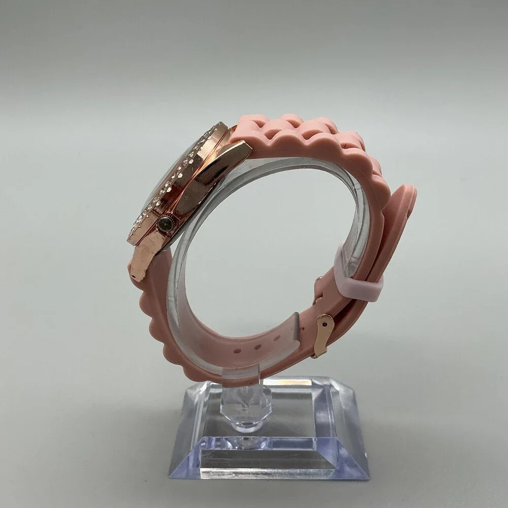Womens Watch 39mm Pink Chevron Dial Crystal Bezel Pink Silicone Quartz W770