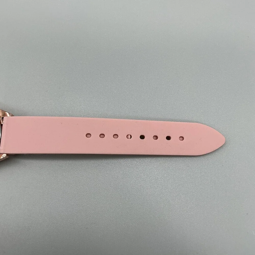 Womens Watch 39mm Pink Chevron Dial Crystal Bezel Pink Silicone Quartz W770
