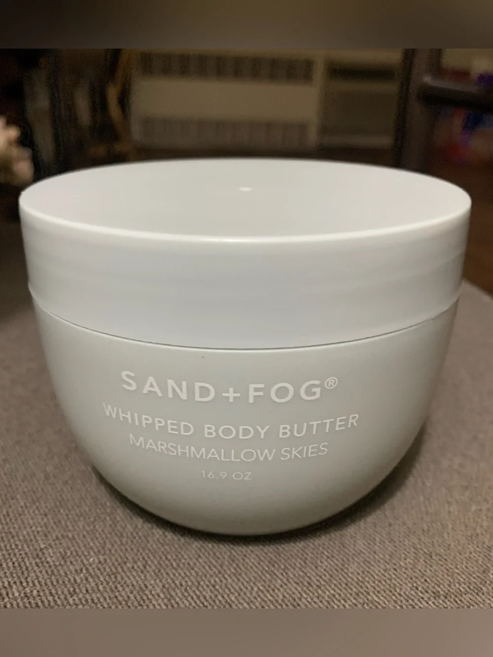 SAND+FOG Marshmallow Skies Whipped Body Butter 16,9 oz