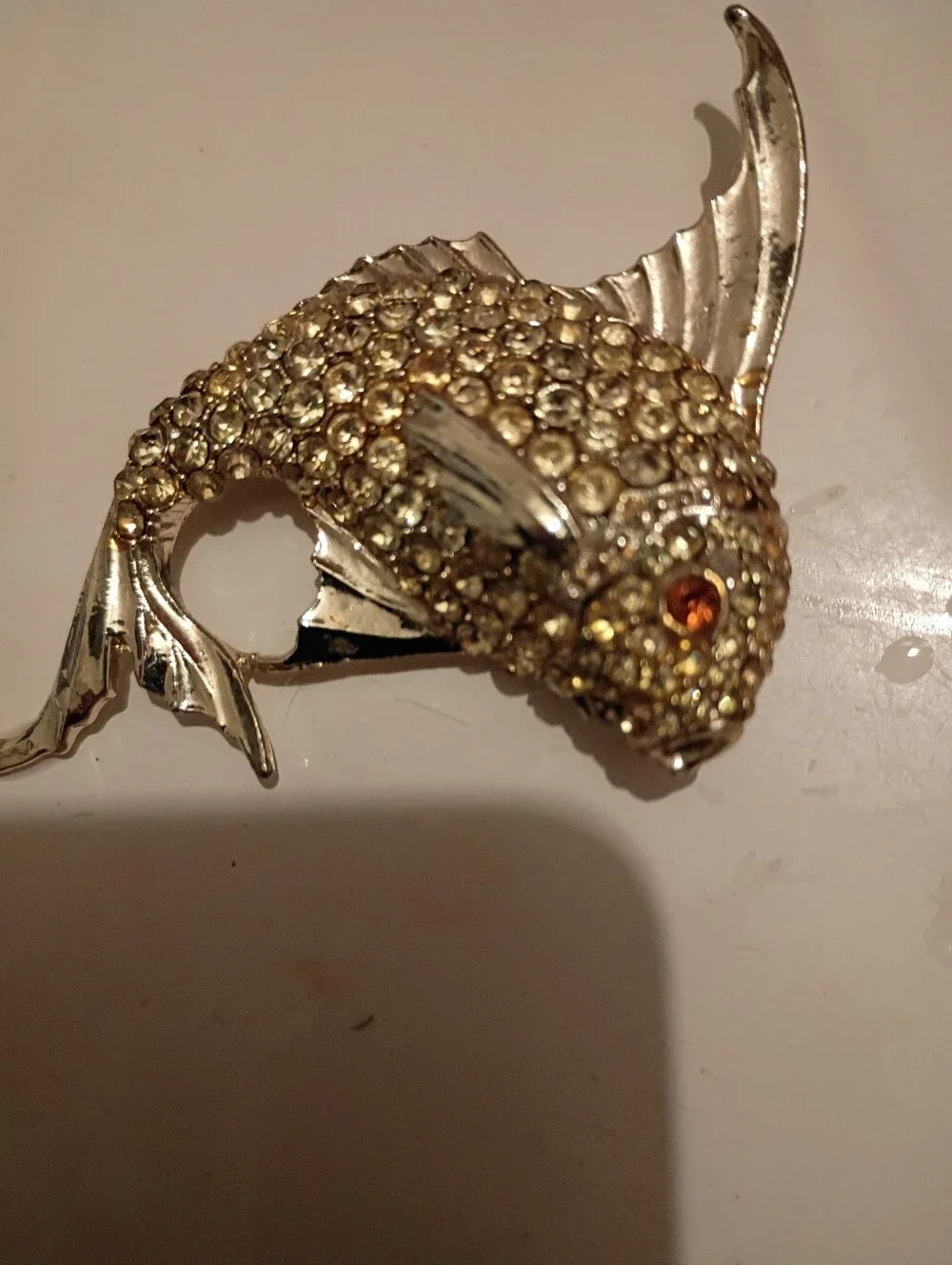 Gold Crystal Fish With About One Very Small Rhinestone.missing Brooch
