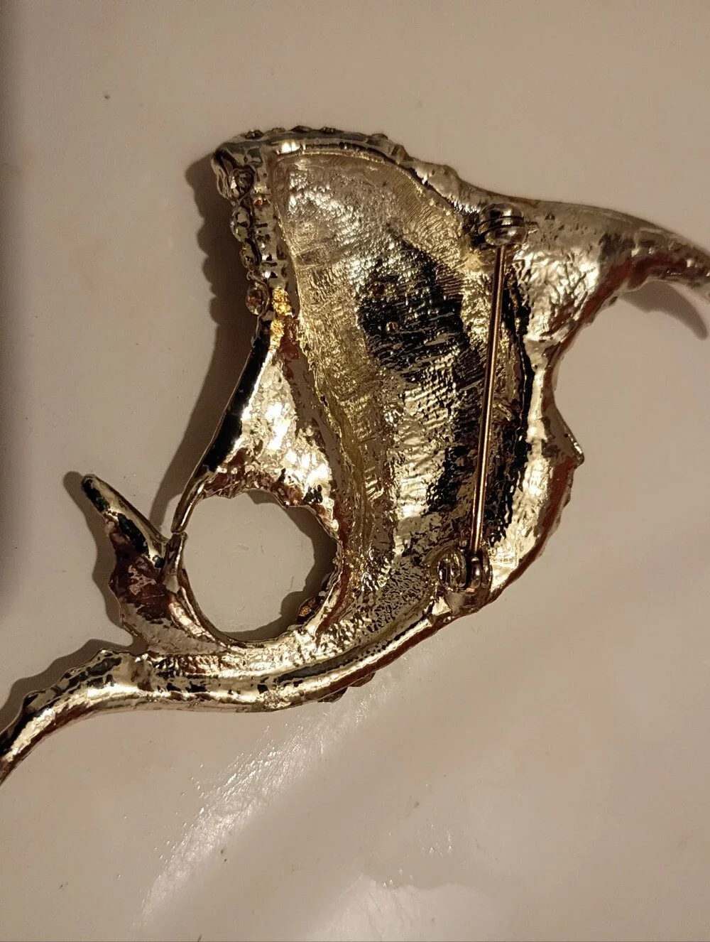 N/A sparkling gold