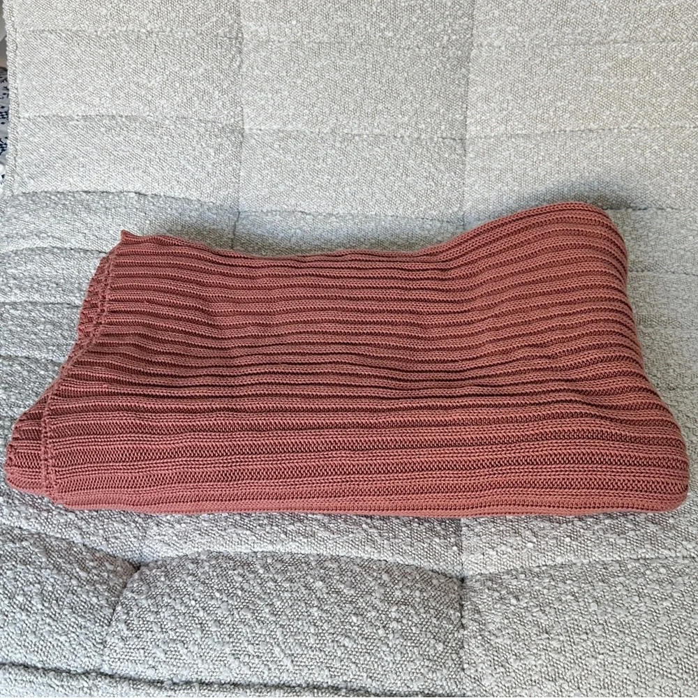 Parachute Rose Pink Knit Throw Blanket