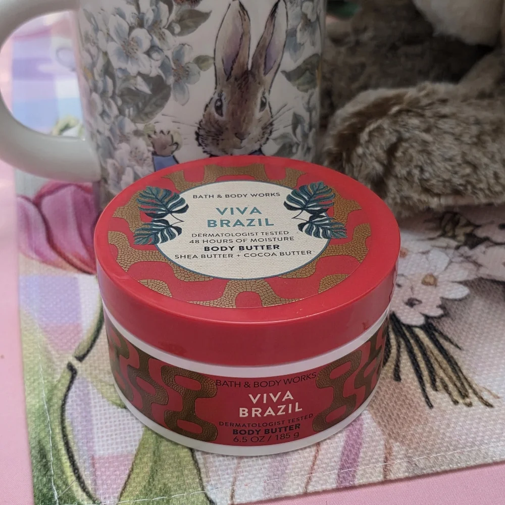 Bath & Body Works 5oz rare smooth