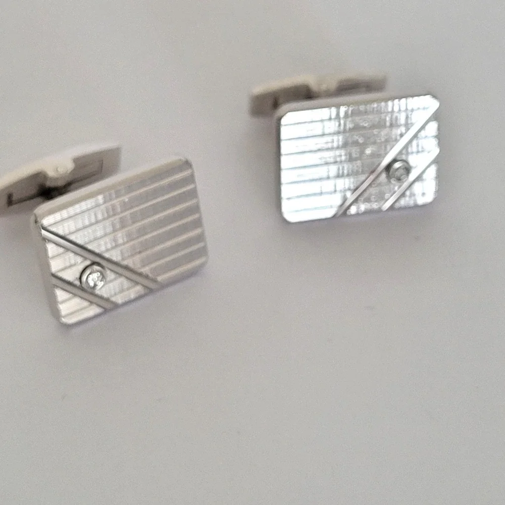 Vintage Sterling Silver Etched Rectangular Cufflinks with Clear‎ Stone Accents