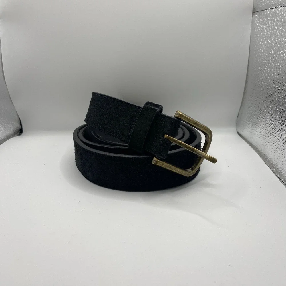 Lucky Brand GK1005 Men 40 Sleek Black Leather Gold-Tone Brass-Finish Buckle Belt