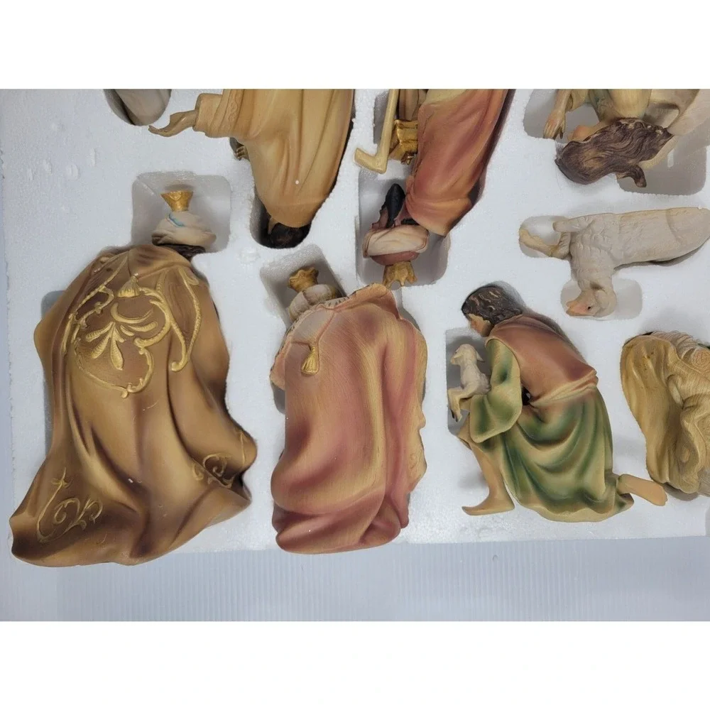 Vintage Member's‎ Mark Sam's Club 10-Piece Nativity Set Hand Painted Christmas