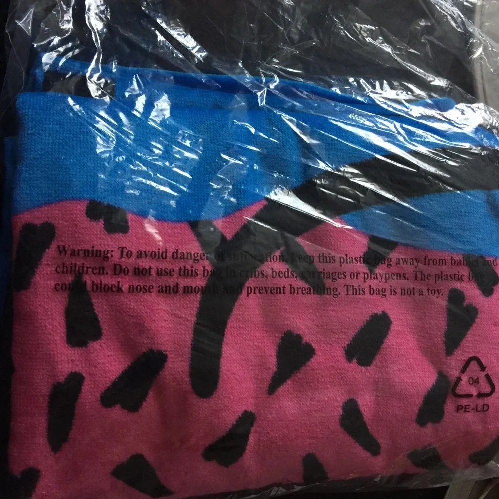 Juicy Couture Wild at Heart Beach Towel juicy towel juicy couture Velour