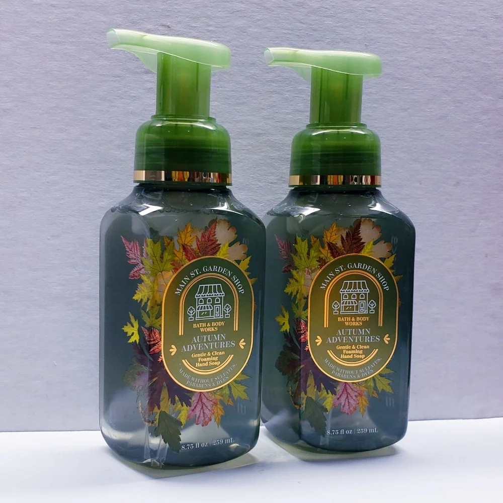 Bath & Body Works AUTUMN ADVENTURES Gentle & Clean Foaming Hand Soap (2 pcs)
