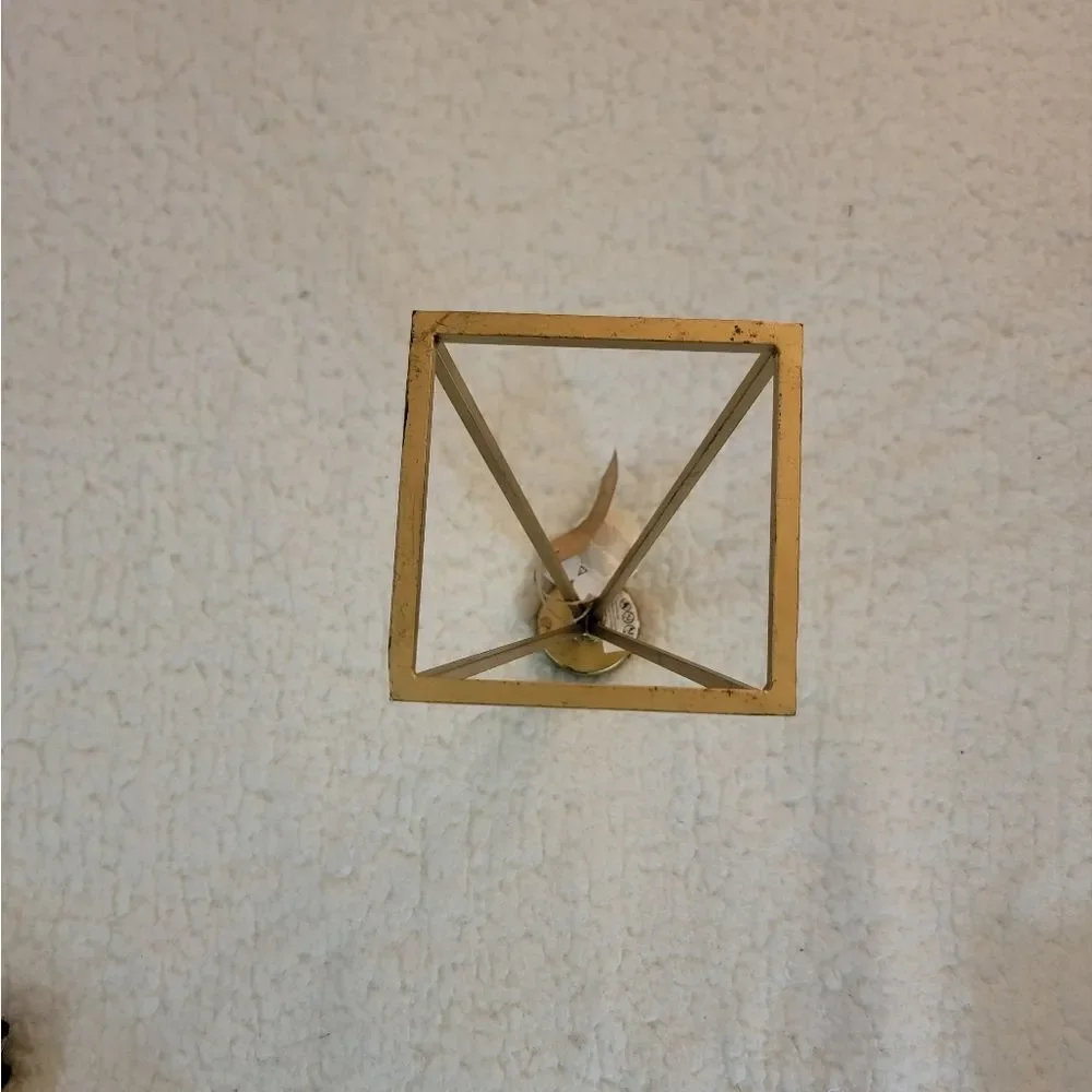 🆕️🕯Gold Geometric Candle Holder