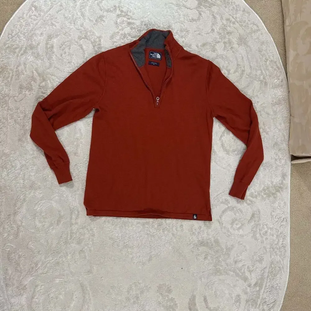 The North Face Men's quarter zip Neck Sweater‎