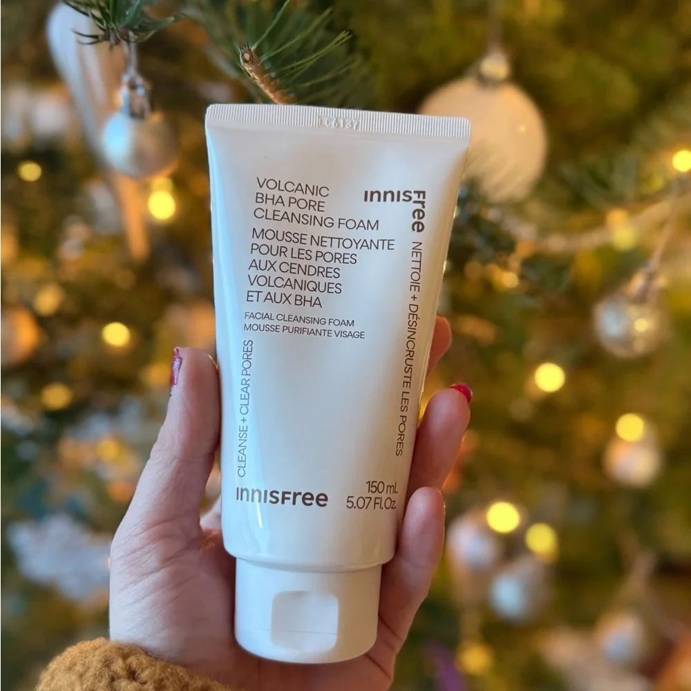 NWT New Innisfree Volcanic BHA Pore Cleansing Foam - White (Bundle to buy)