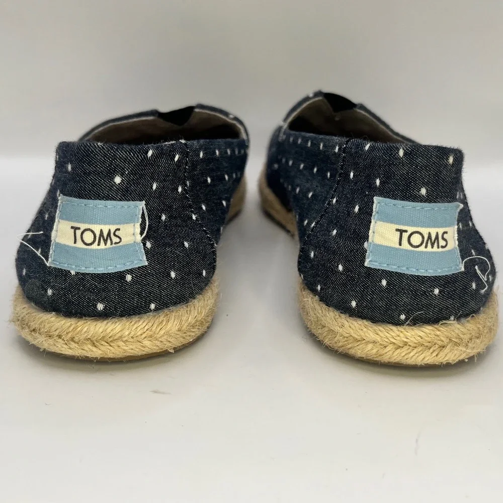 Toms pair black