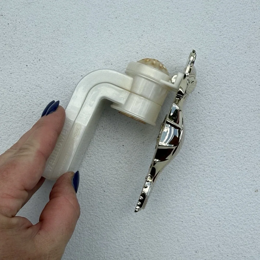 Bath & Body‎ Works Wallflowers Pluggable Home Fragrance Diffuser SEA HORSE