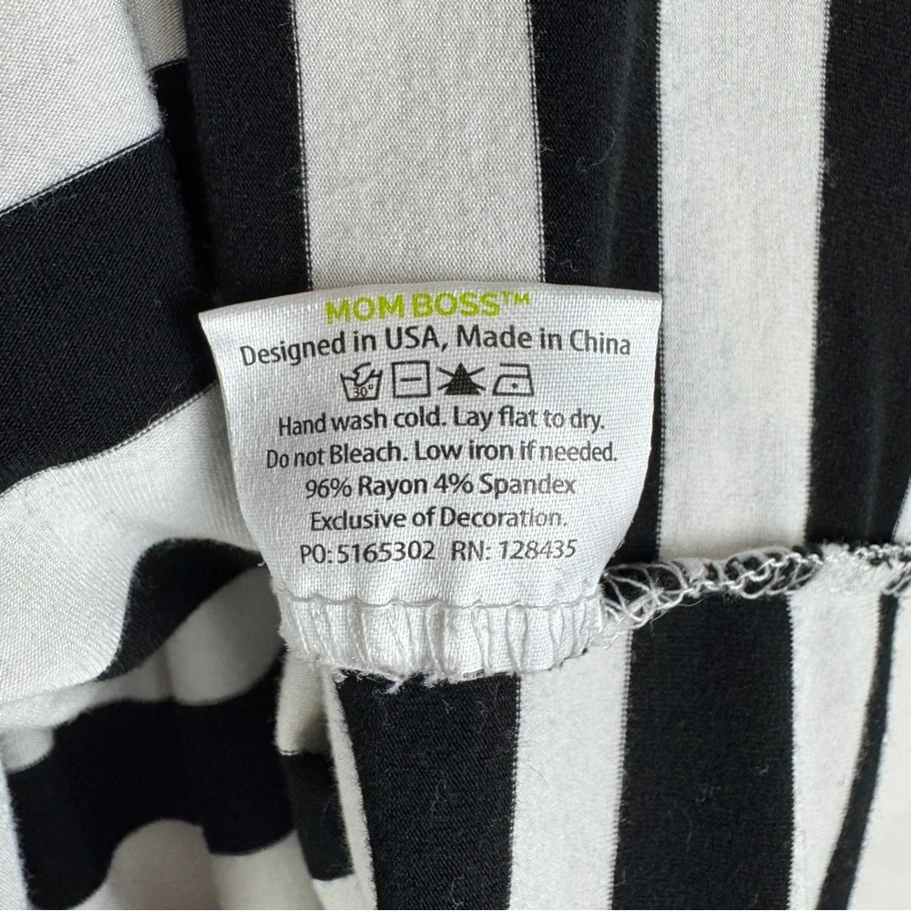 Itzy Ritzy Black White Striped‎ Nursing Mom's Scarf