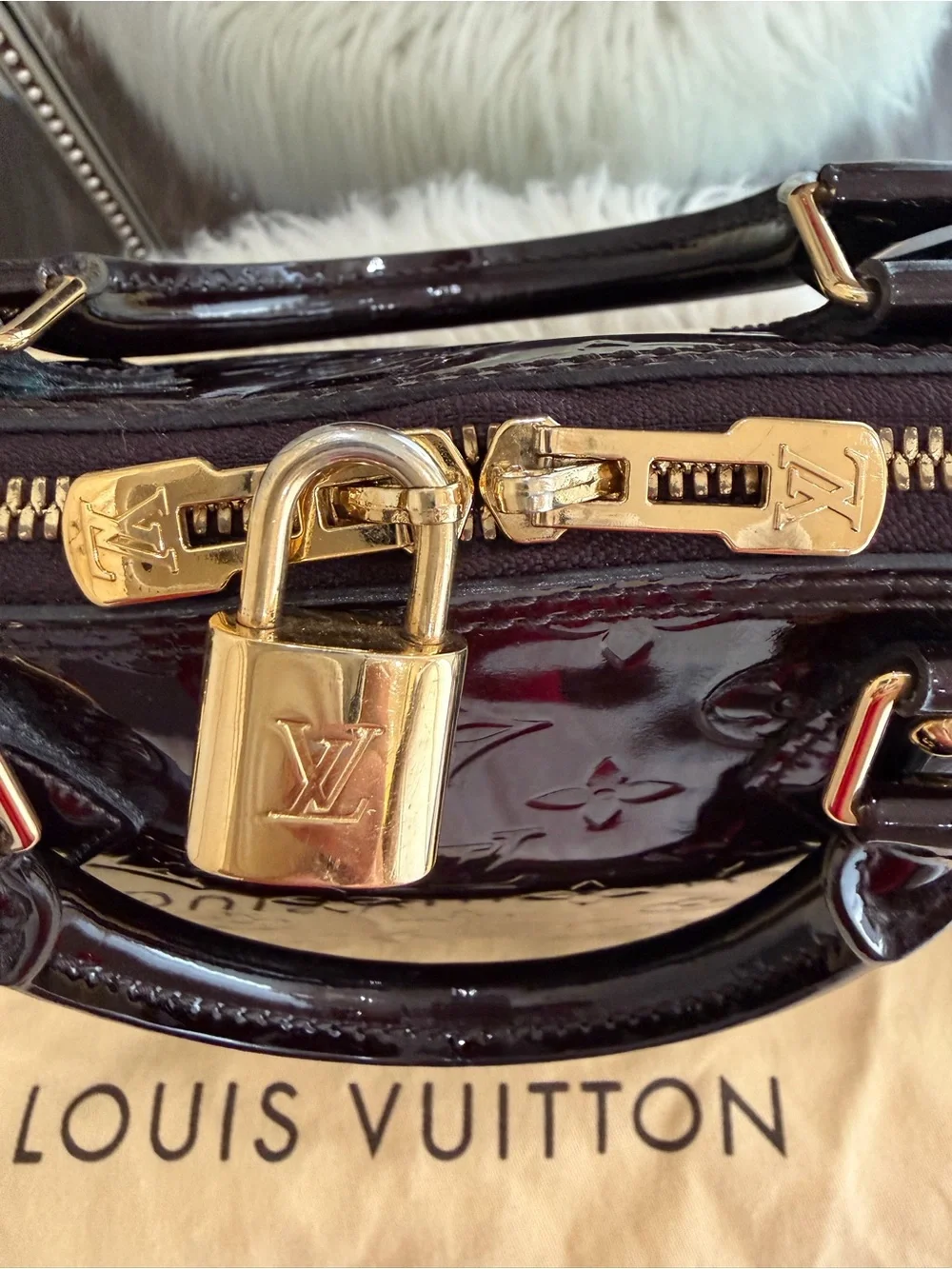 Louis Vuitton Vernis Alma Satchel in Burgundy Patent