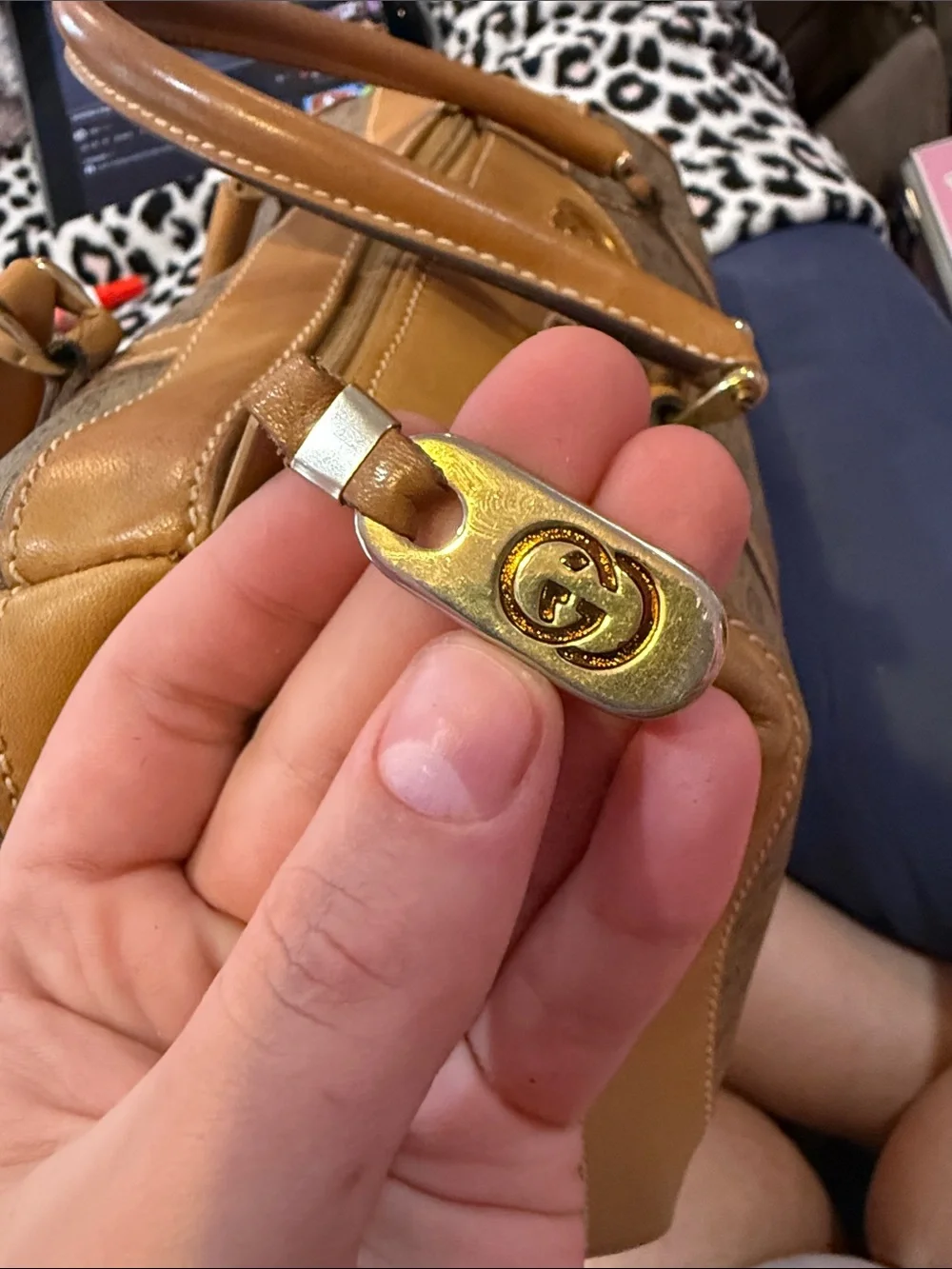 Gucci satchel gg