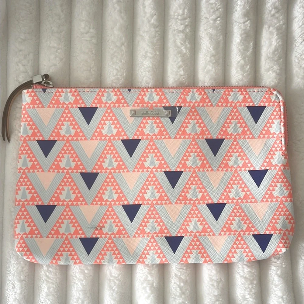 Stella & Dot NWOT Clutch Stylish Coral and Blue Geometric Design