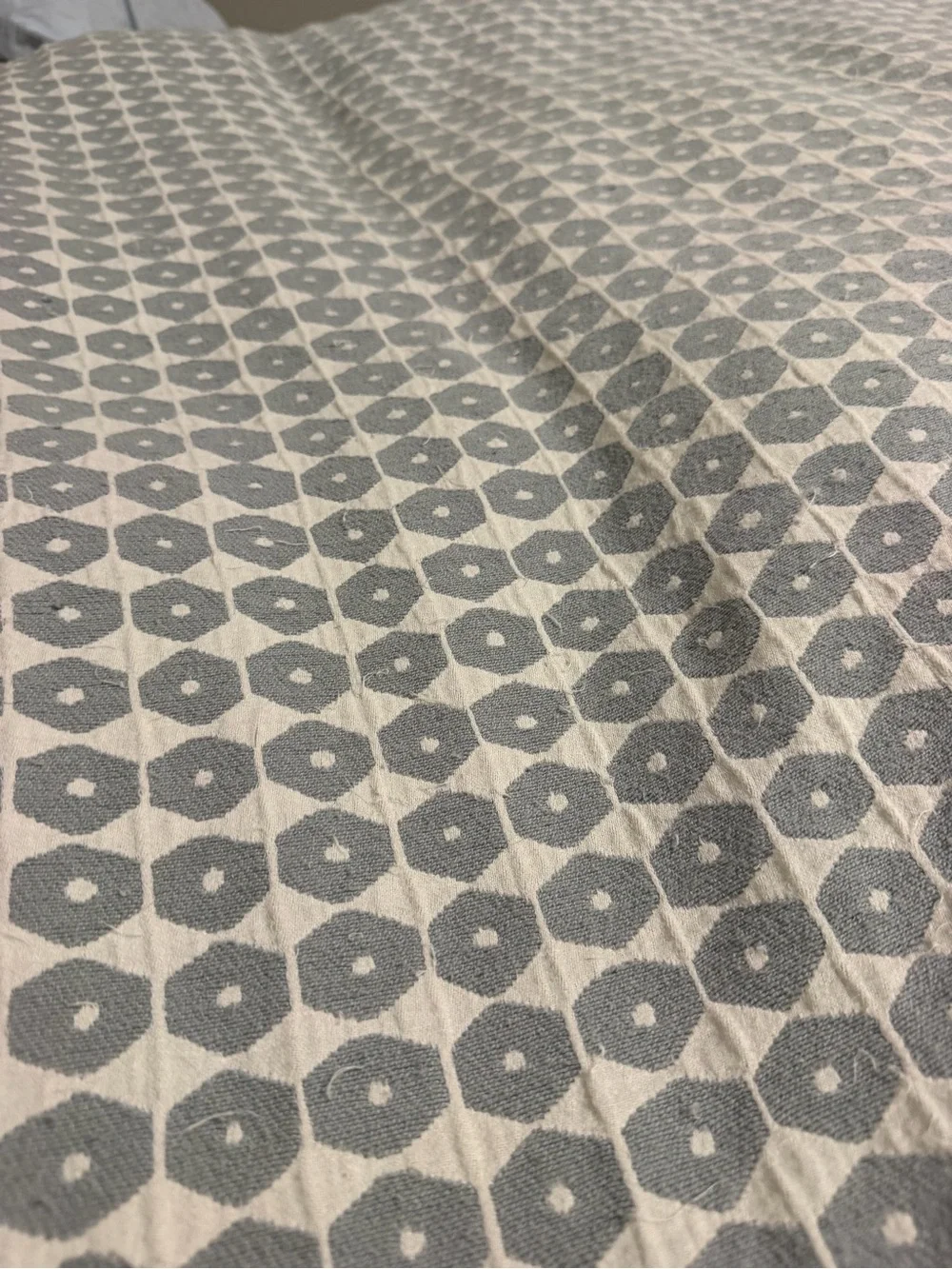 West Elm Honeycomb Woven Duvet Cover Full/Queen Cotton Linen Grey Sand.