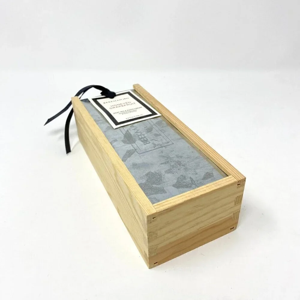 Beekman 1802 hand free