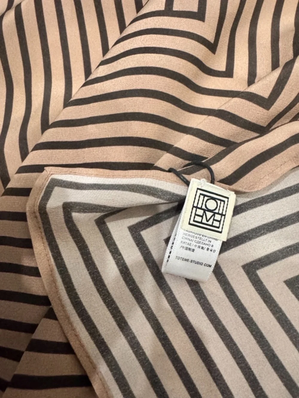 Toteme lightweight cozy