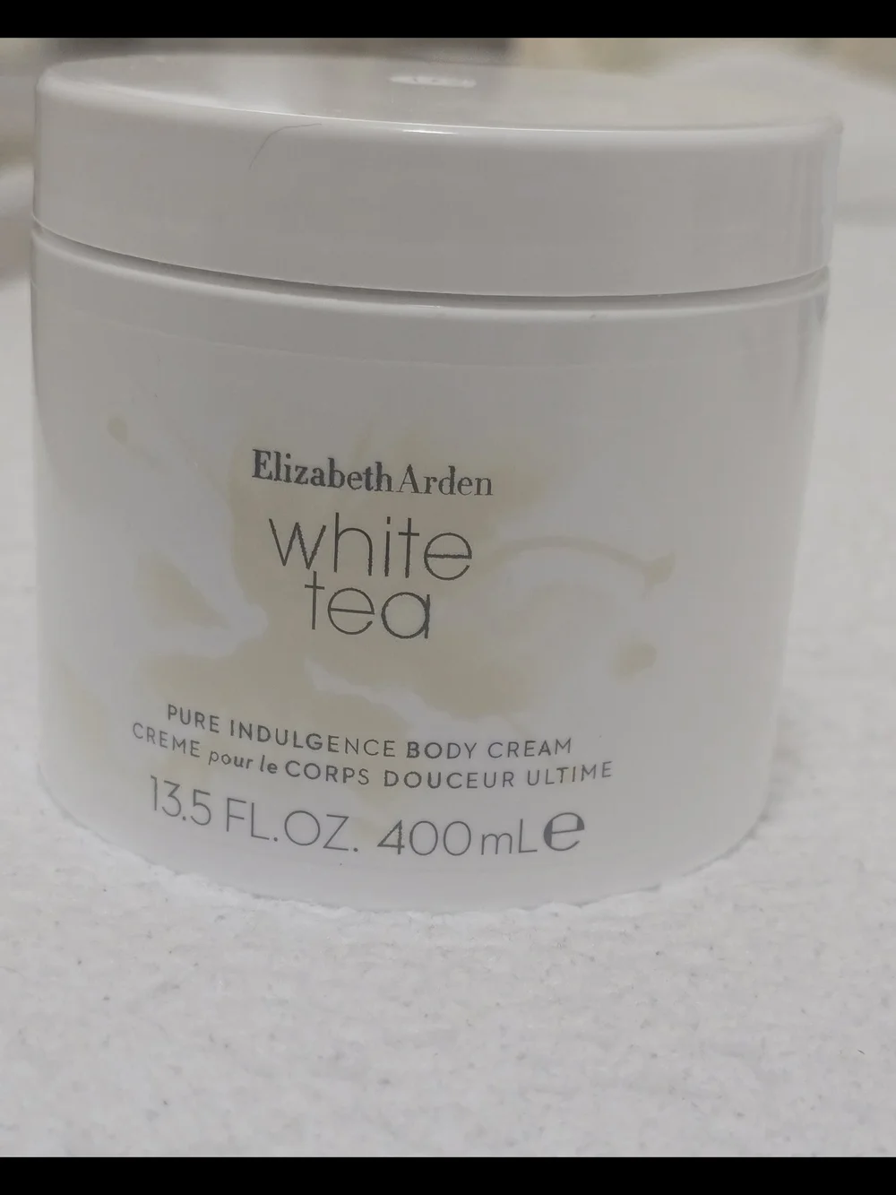 Elizabeth Arden moisturizing tea infused