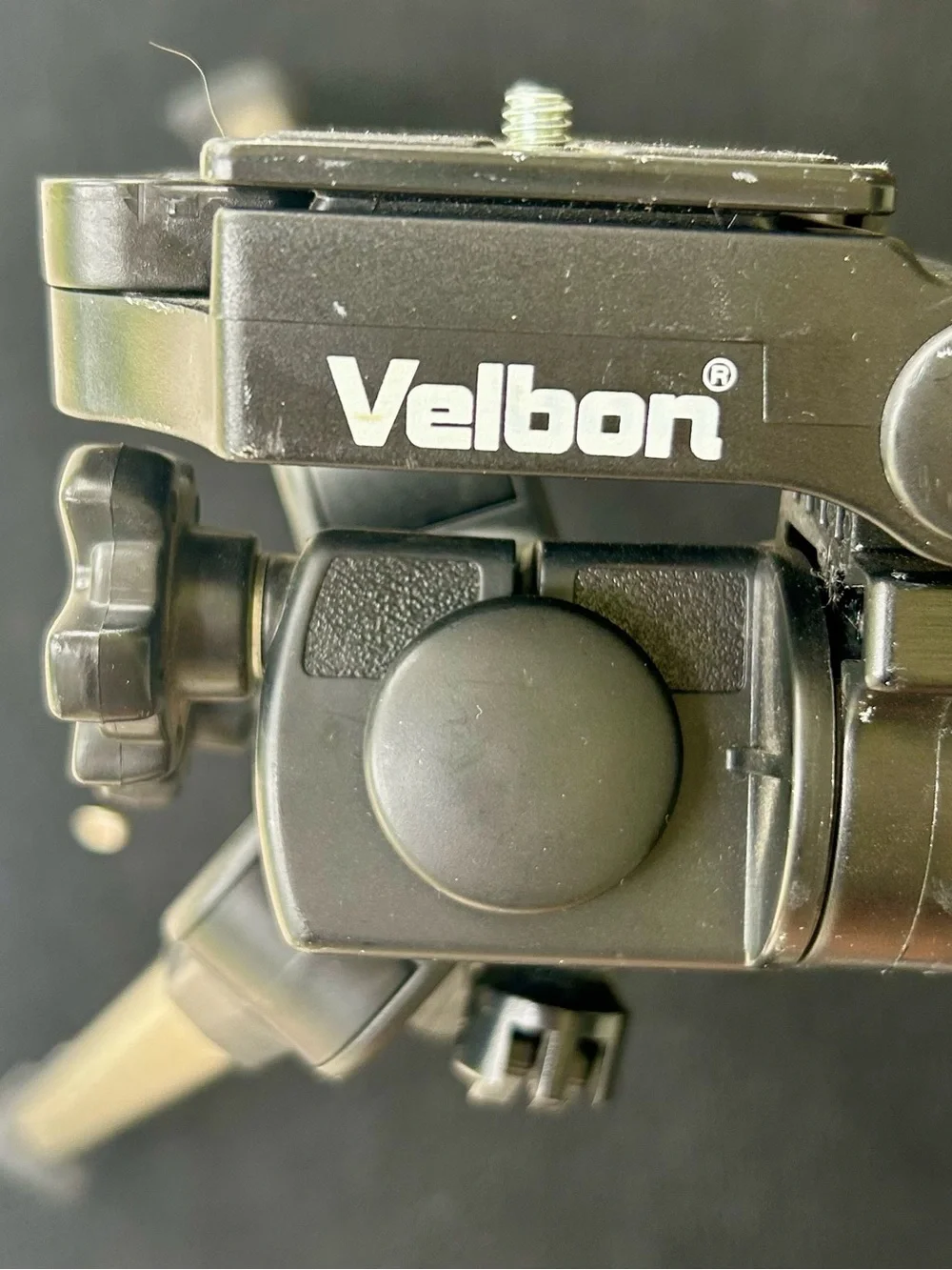 Velbon mount tilt