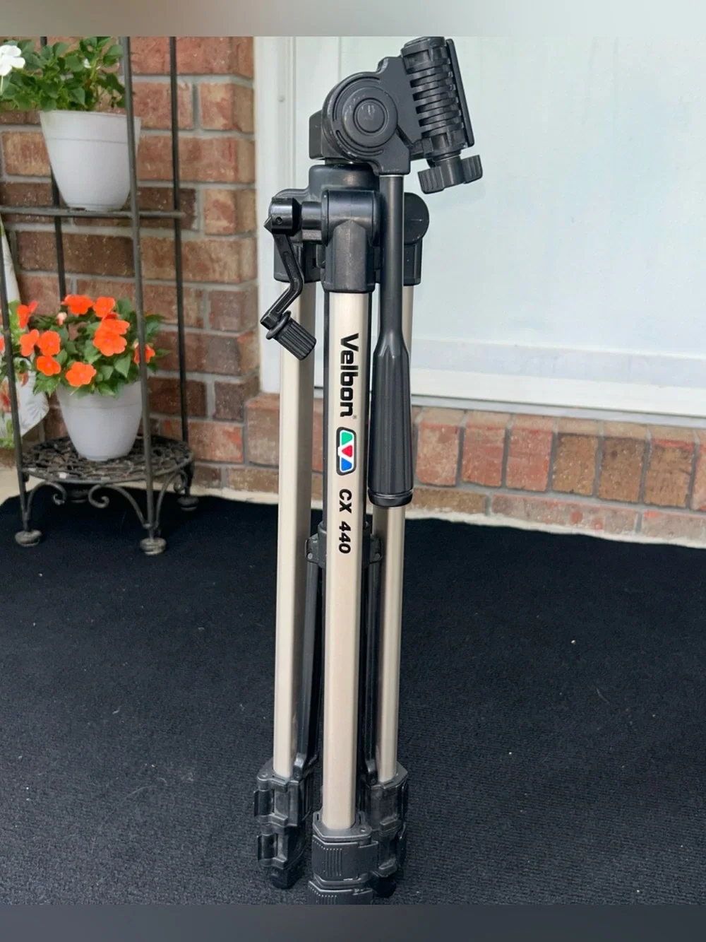 Velbon 440 tilt head