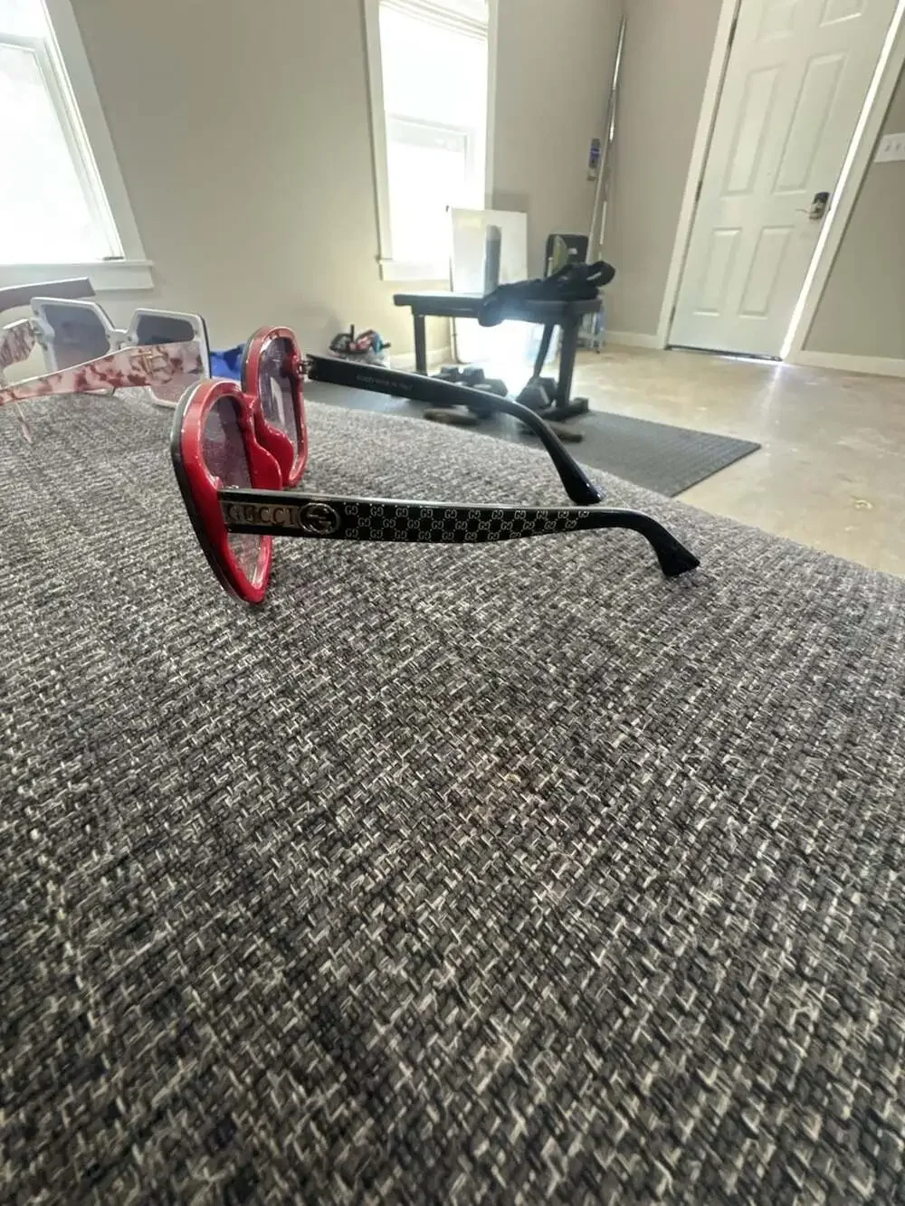 Gucci Oversized Cat-Eye Sunglasses Red/Black Frame with GG Monogram Temples