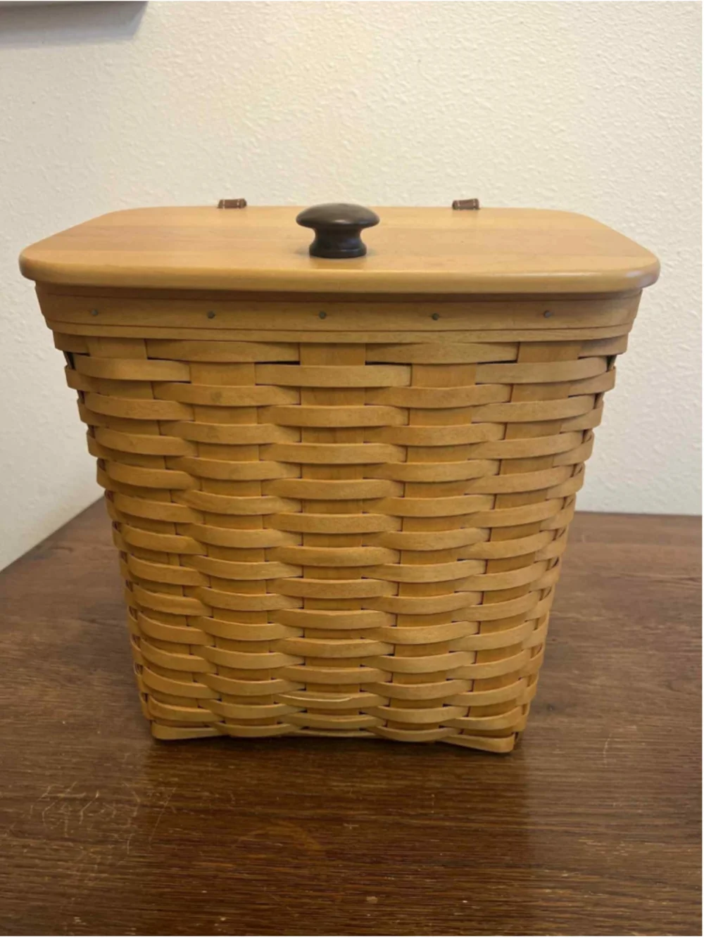 Longaberger 2002 Signed Basket Woodcraft Lid & Liner Maker Initials Signed