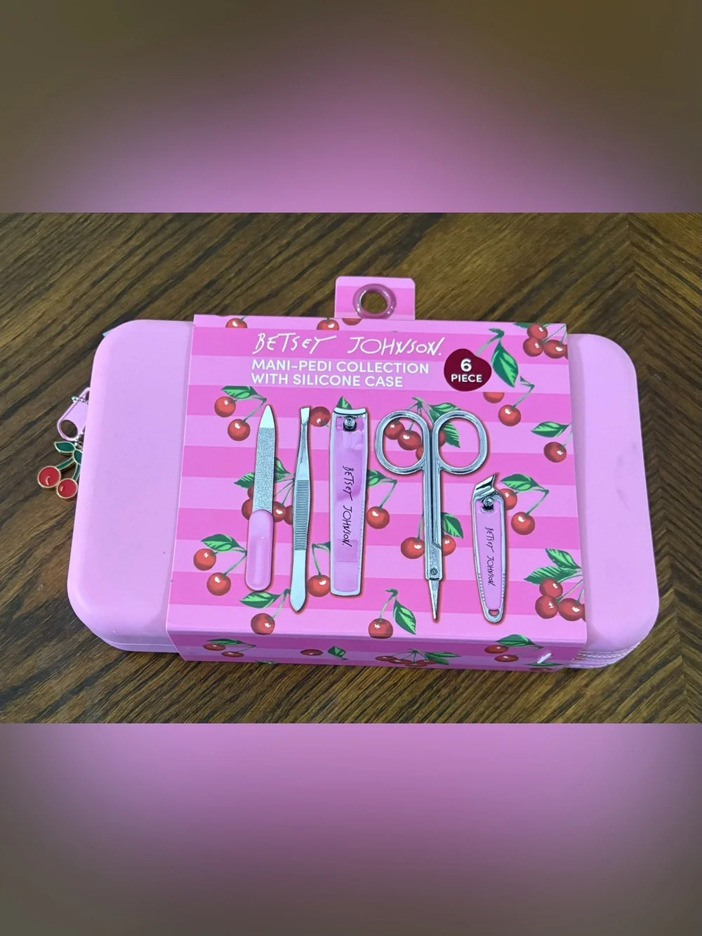 Betsey Johnson Mani-Pedi Collection with Silicone Case - NEW