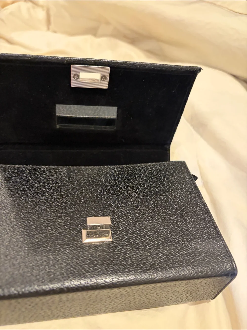 N/A refined black