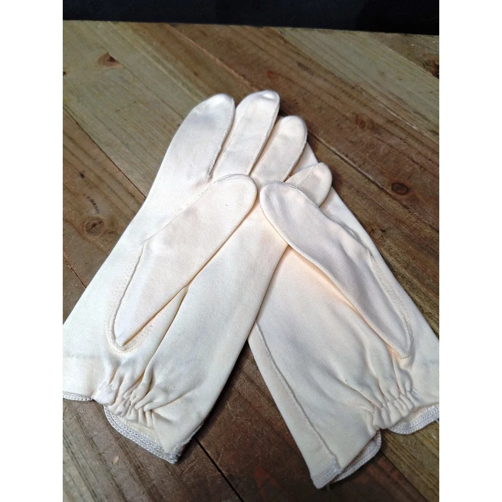 Vintage Cream Wrist Length Formal Gloves Scalloped Button Detail Mid Century