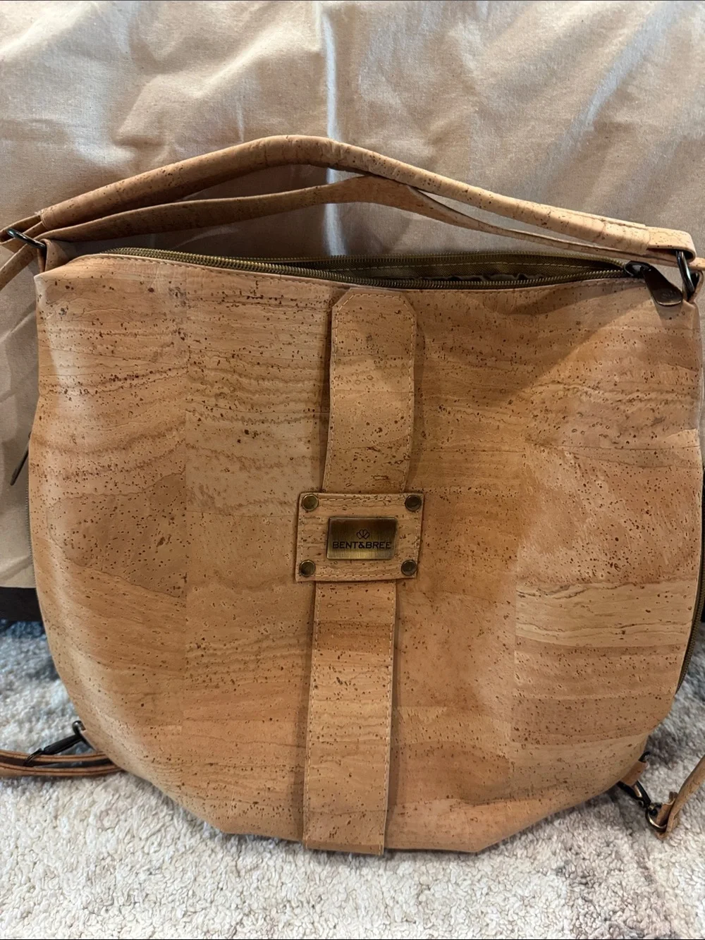 Bent & Bree Cork Crossbody/Backpack Bag in Light Brown