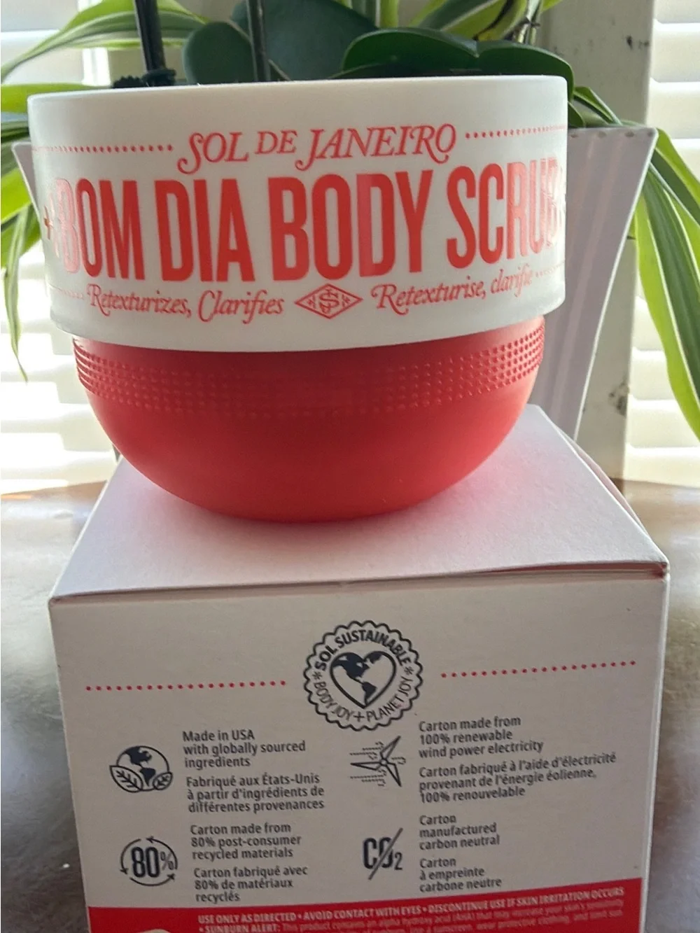 Sol de Janeiro Bom Dia Body Scrub — Red