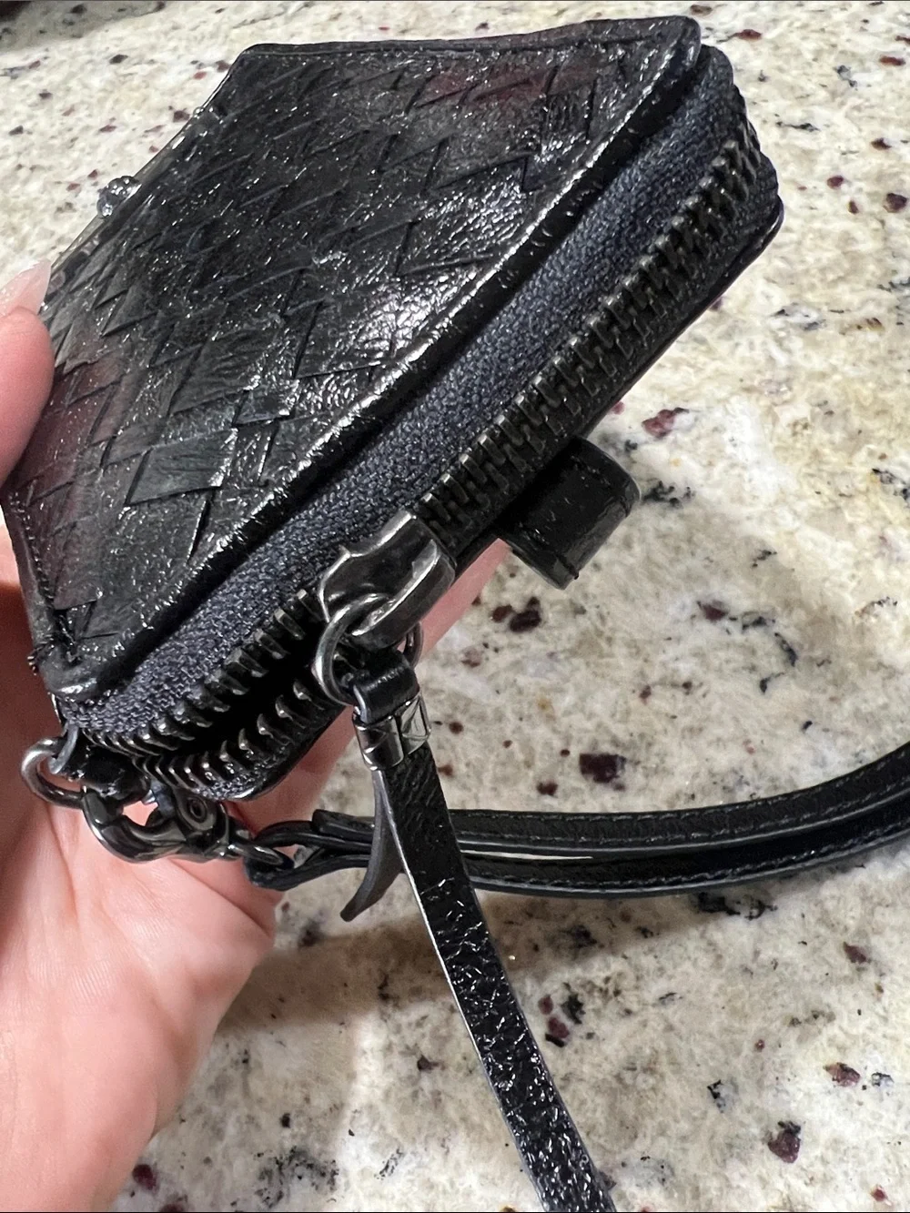 Elliott Lucca black woven