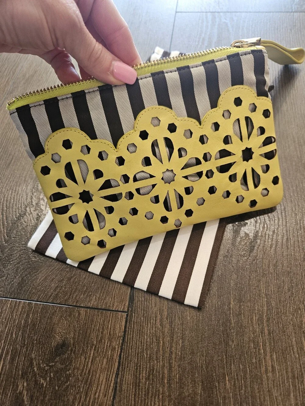 henri bendel little sunshine