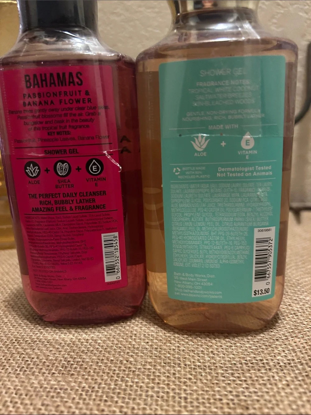 Bath & Body Works Bahamas Passionfruit & Waikiki Beach coconut Shower Gel - Pink