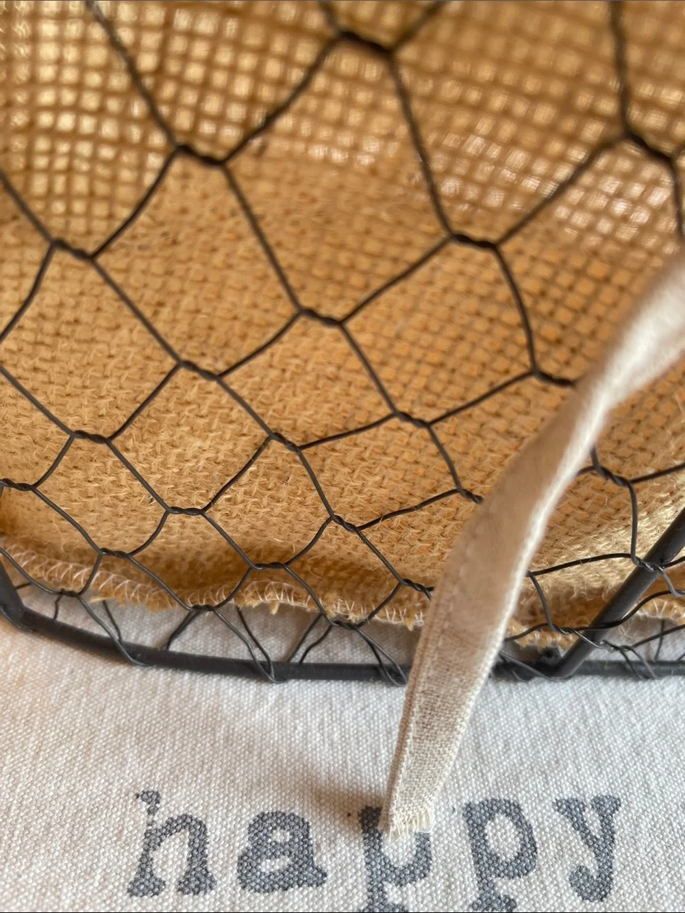 Rustic Burlap-Lined Wire Basket with Handle - Natural