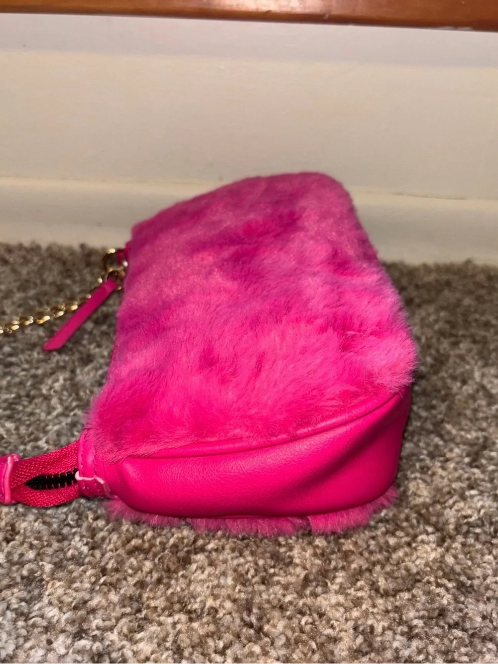Juicy Couture cute fuzzy